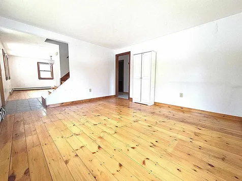 71 Myrtle Street Hillsborough NH 03244