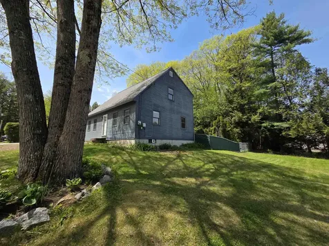 71 Myrtle Street Hillsborough NH 03244