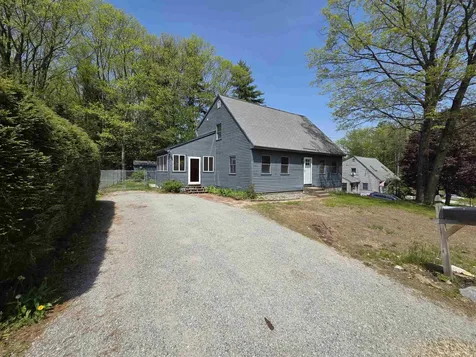 71 Myrtle Street Hillsborough NH 03244