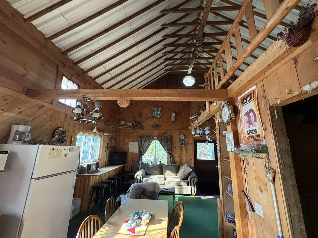 168 Ponemah Path Newark VT 05871