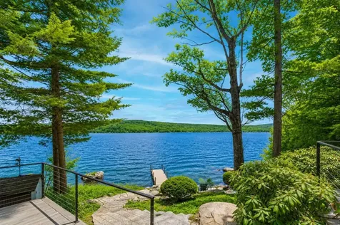 986 Lakeshore Drive New London NH 03257