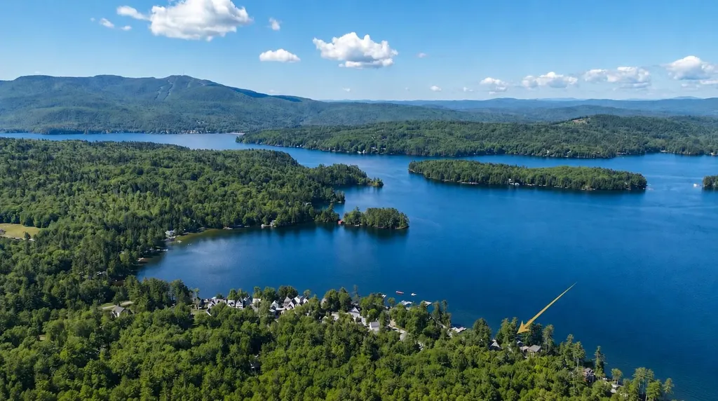6 Lake Avenue Newbury NH 03255