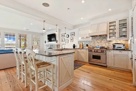 6 Lake Avenue Newbury NH 03255