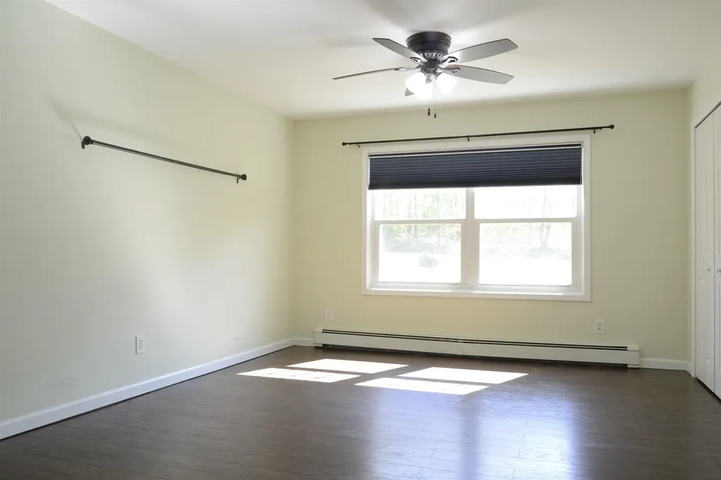 30 Acorn Drive Winchester NH 03470