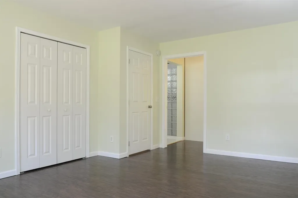 30 Acorn Drive Winchester NH 03470