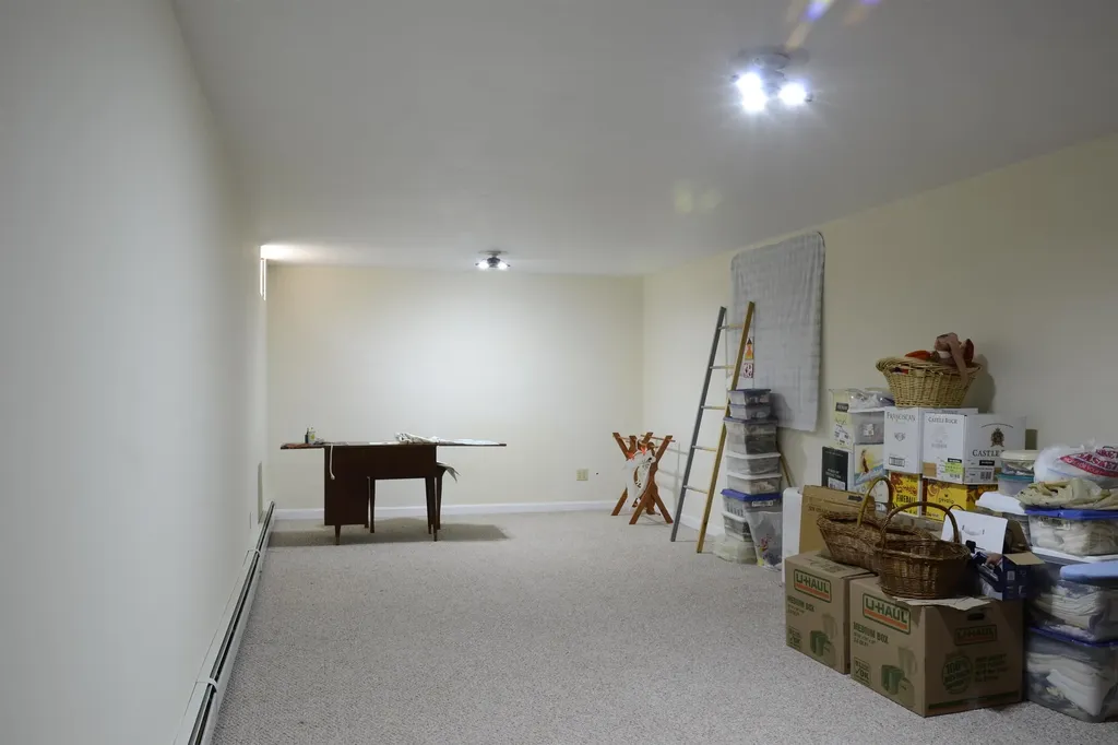 30 Acorn Drive Winchester NH 03470