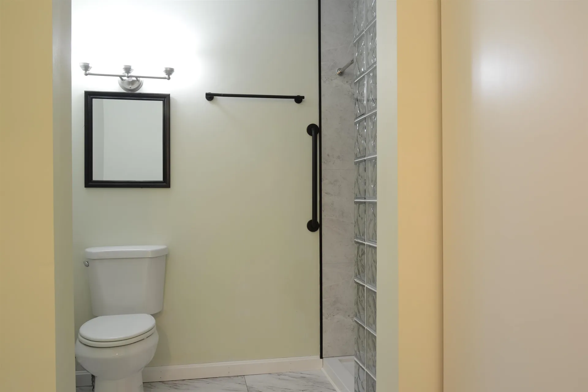 30 Acorn Drive Winchester NH 03470