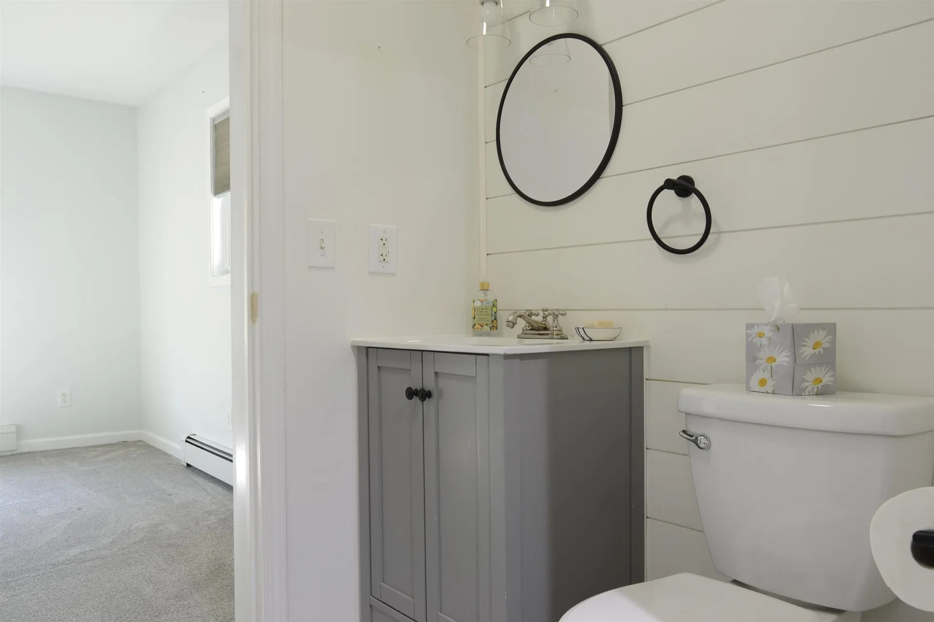 30 Acorn Drive Winchester NH 03470