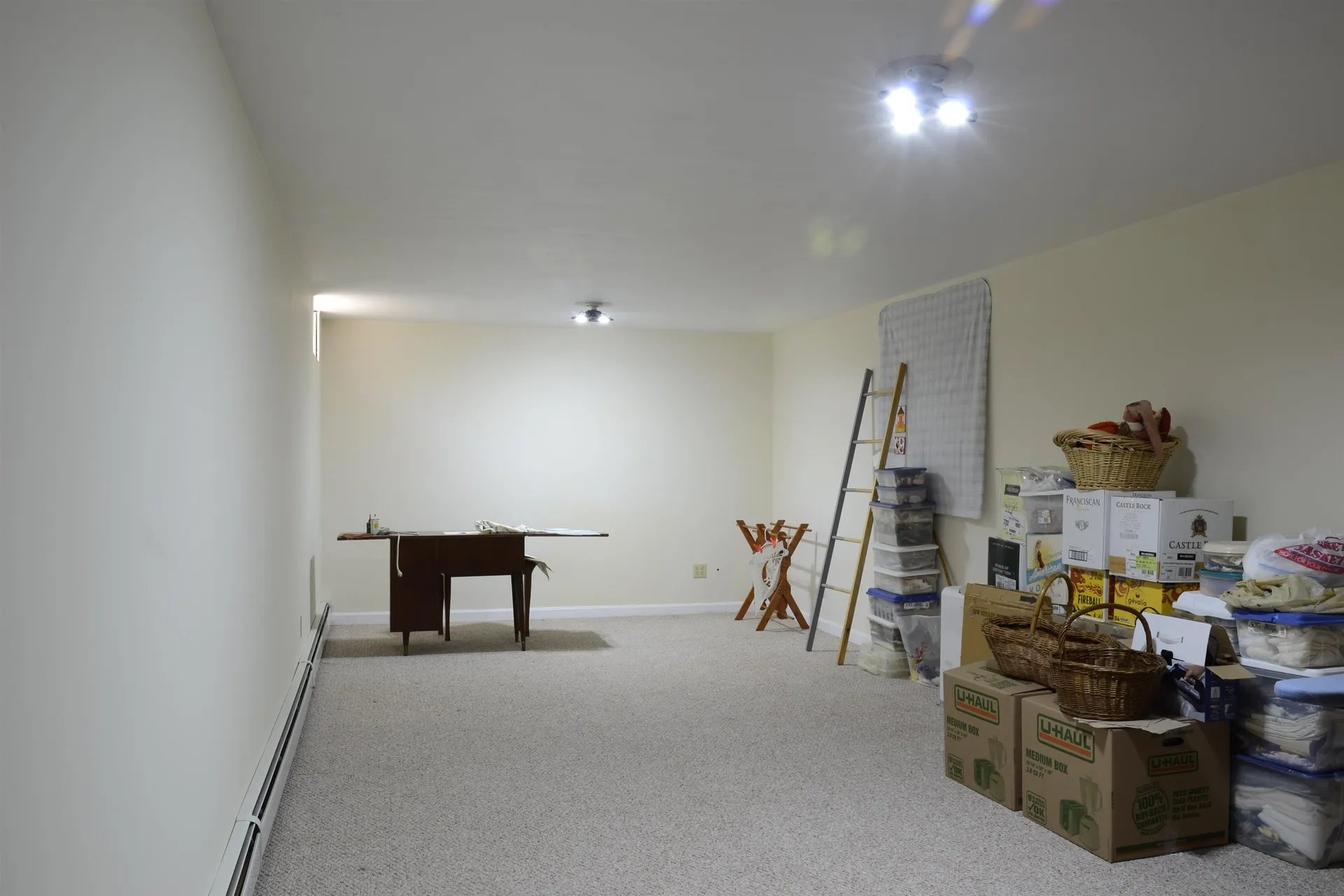 30 Acorn Drive Winchester NH 03470