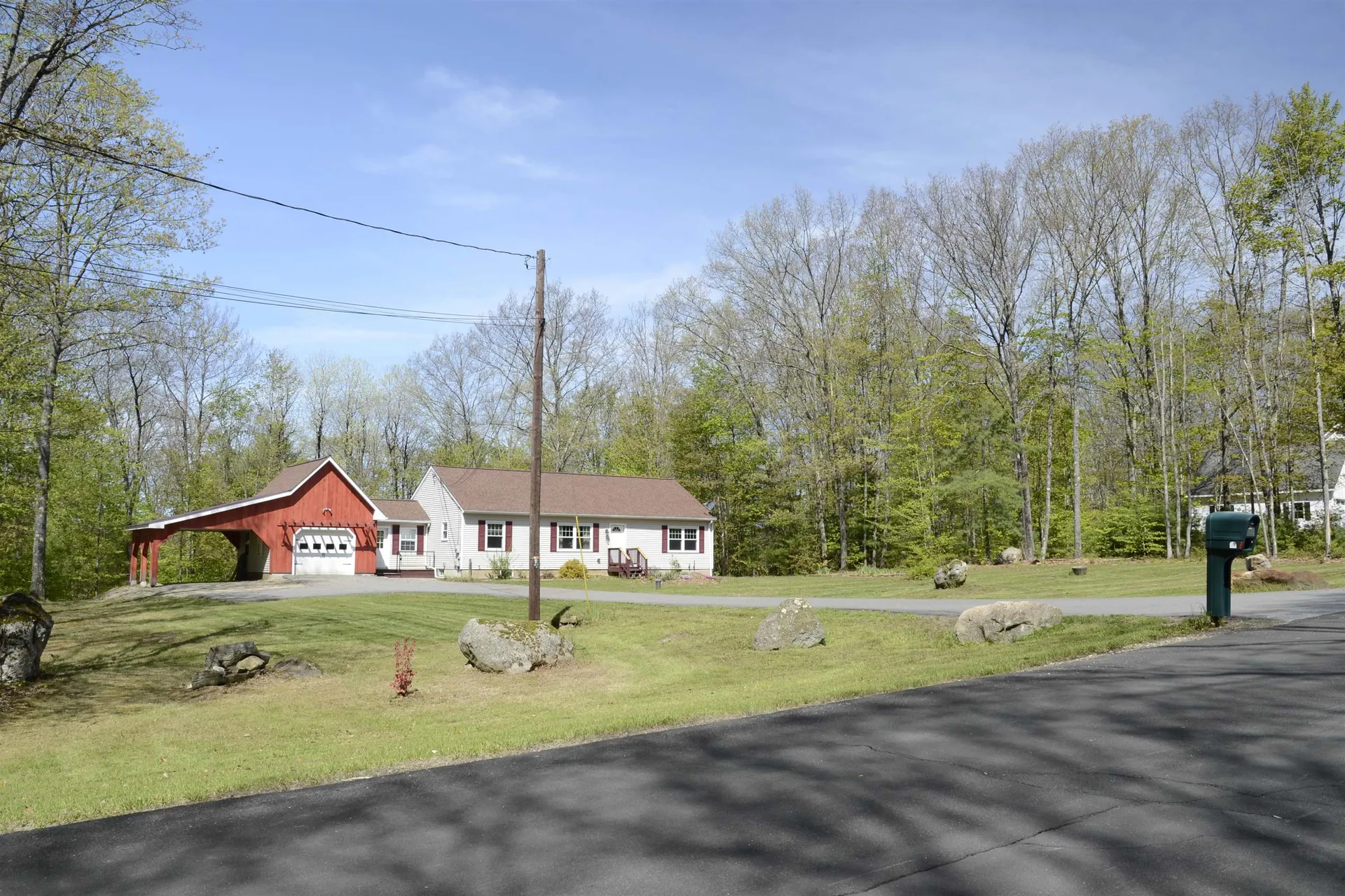 30 Acorn Drive Winchester NH 03470