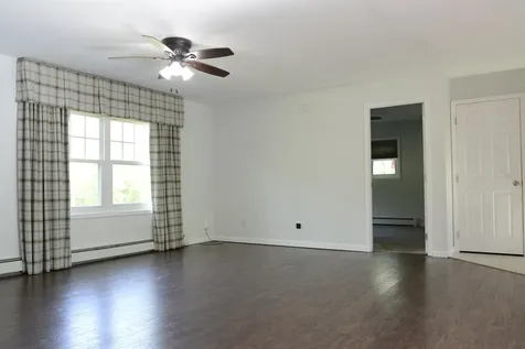 30 Acorn Drive Winchester NH 03470
