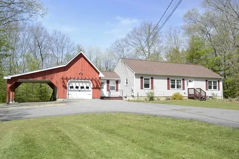 30 Acorn Drive Winchester NH 03470