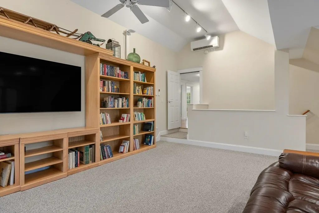 51 Sandy Brook Drive Durham NH 03824