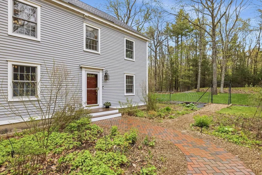 51 Sandy Brook Drive Durham NH 03824