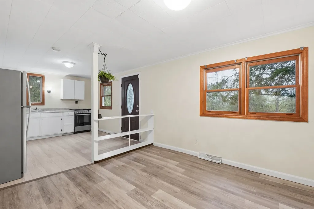 111 Fox Drive Gilmanton NH 03237
