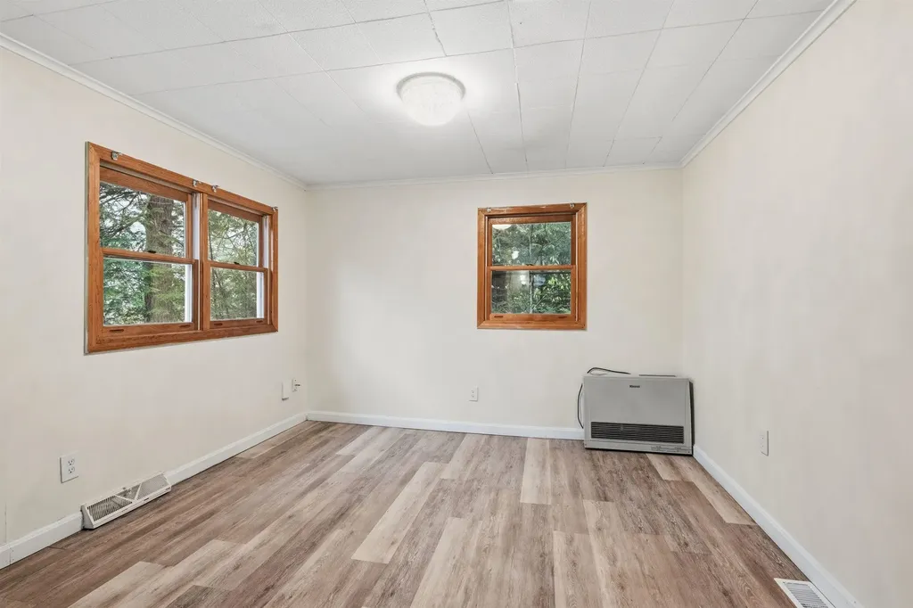 111 Fox Drive Gilmanton NH 03237