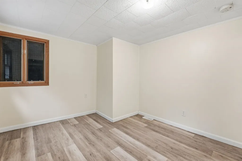 111 Fox Drive Gilmanton NH 03237