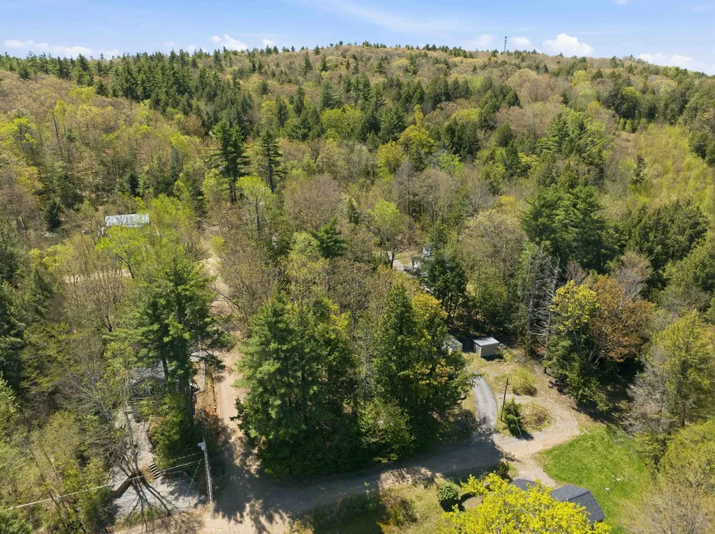 111 Fox Drive Gilmanton NH 03237