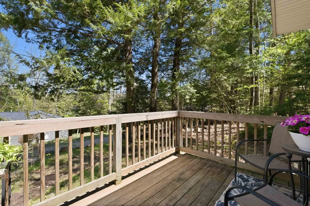111 Fox Drive Gilmanton NH 03237