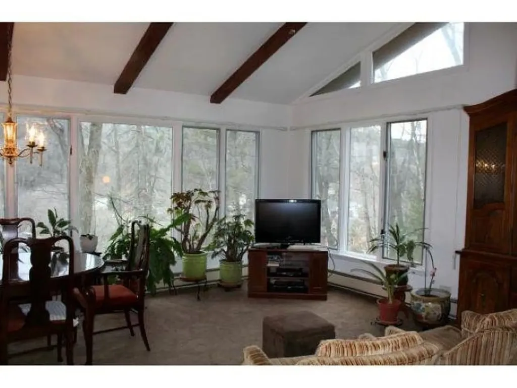 37 Highland Avenue St. Johnsbury VT 05819