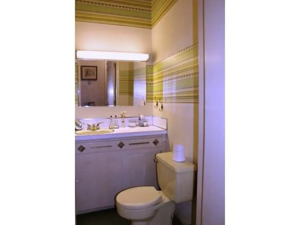 37 Highland Avenue St. Johnsbury VT 05819