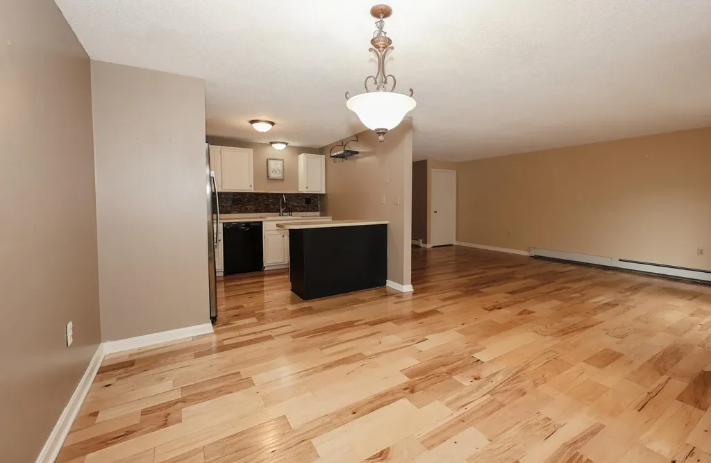 125 Indian Rock Road Merrimack NH 03054