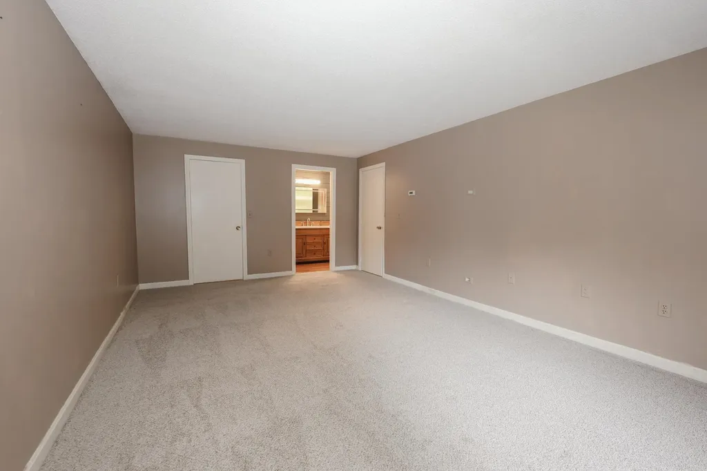 125 Indian Rock Road Merrimack NH 03054