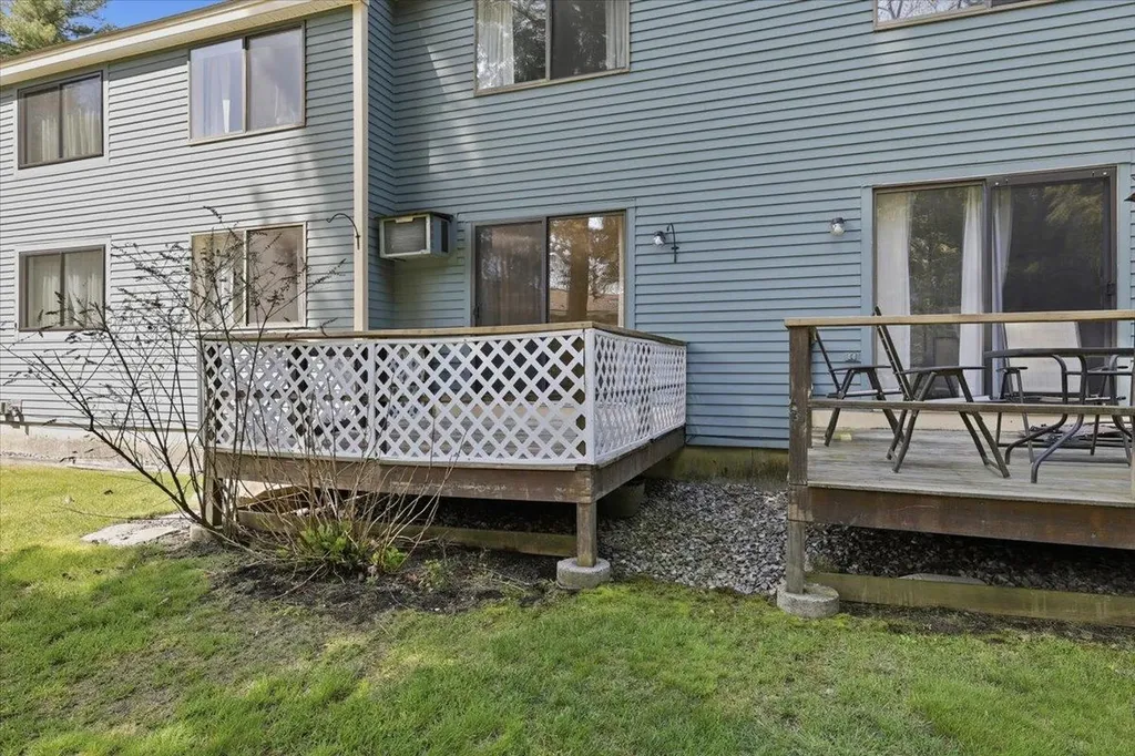125 Indian Rock Road Merrimack NH 03054