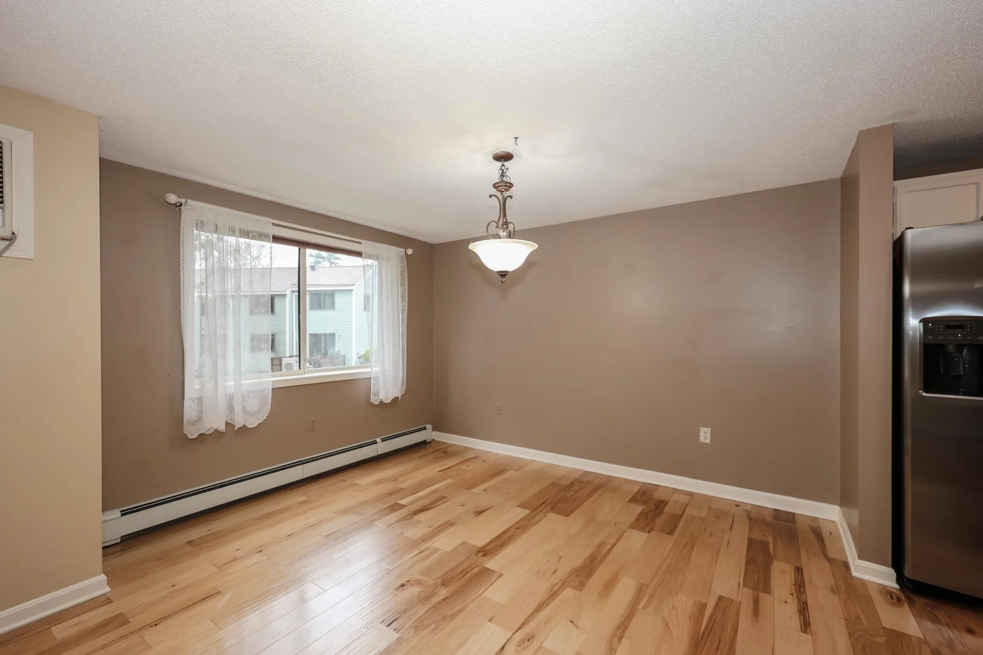 125 Indian Rock Road Merrimack NH 03054