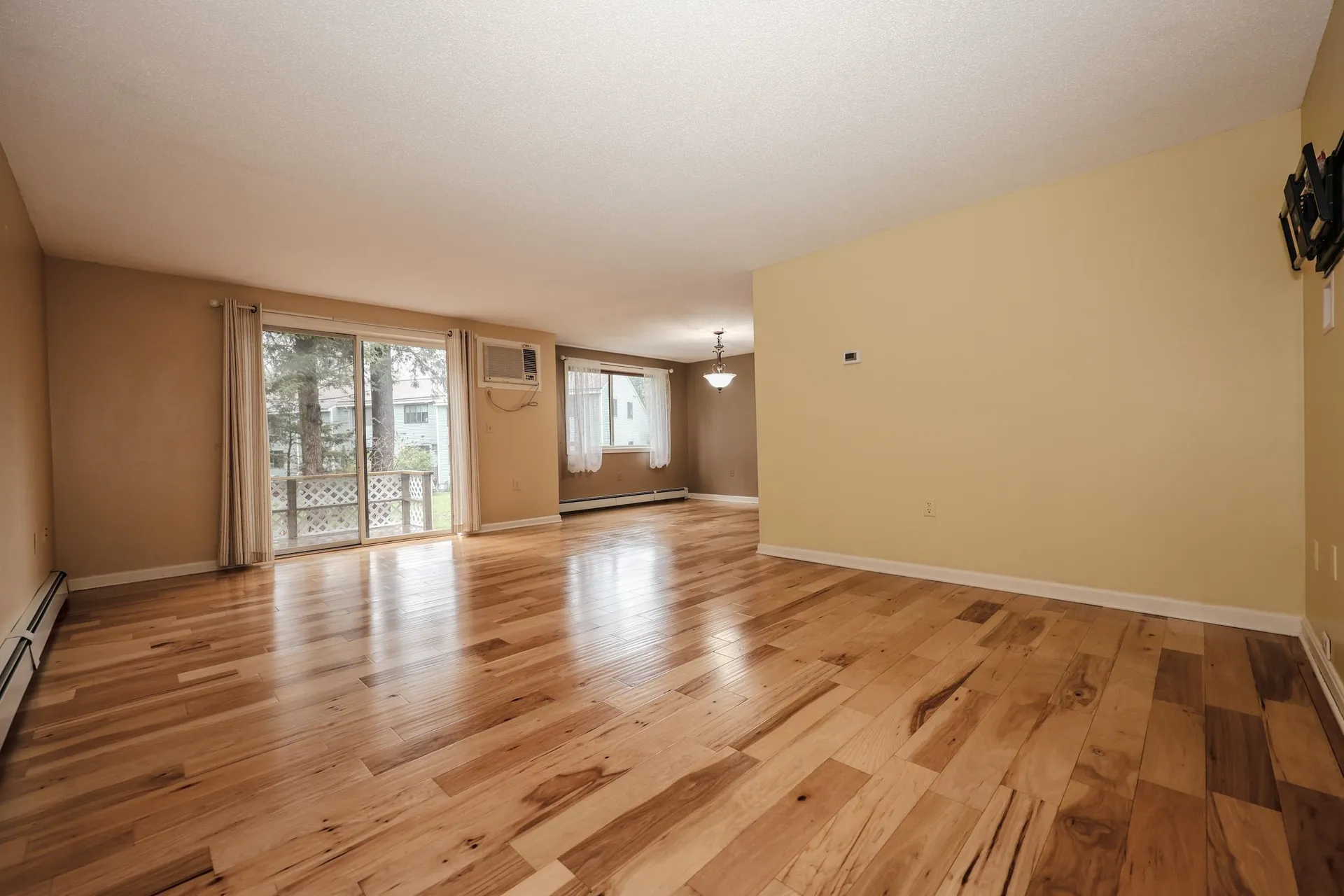 125 Indian Rock Road Merrimack NH 03054