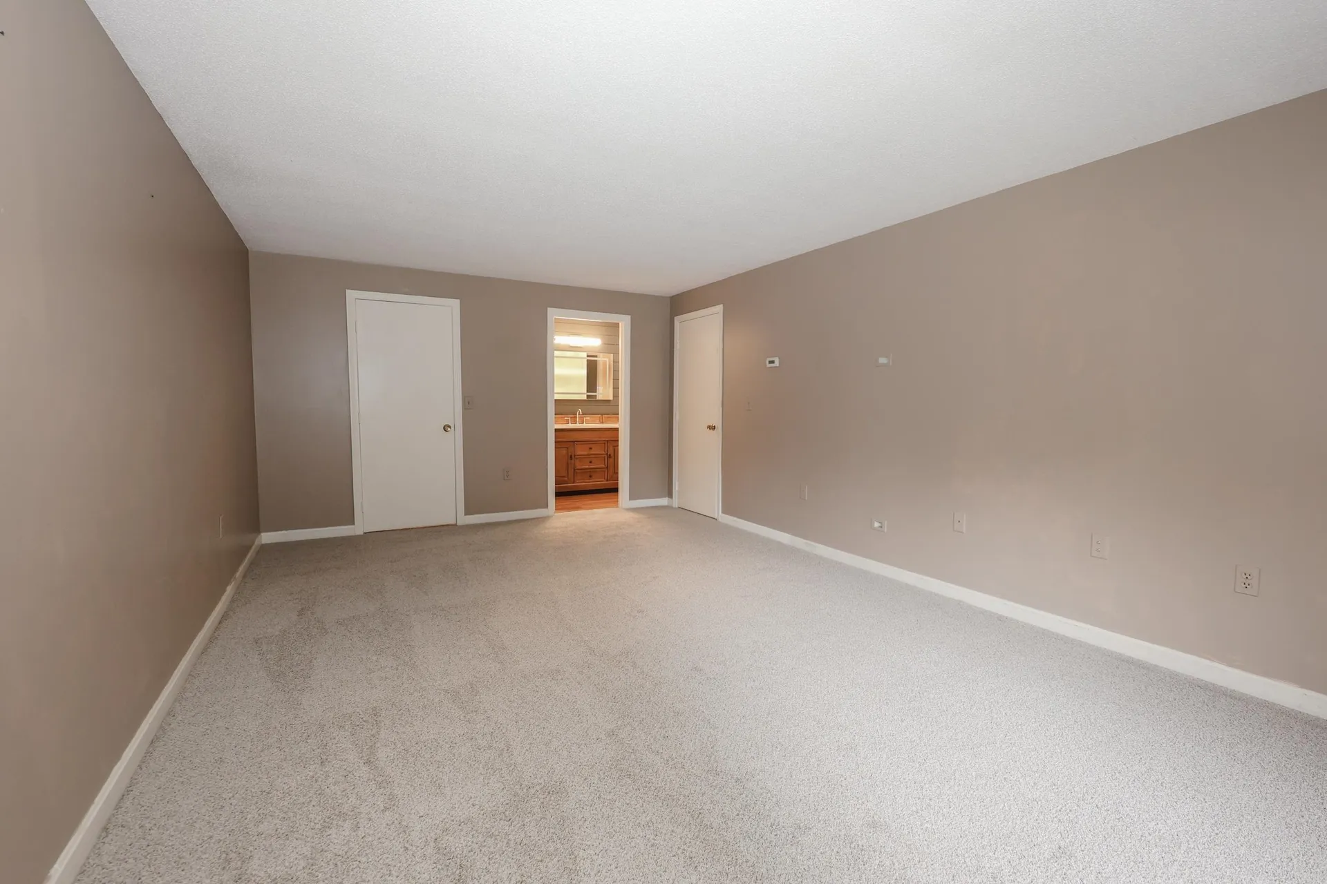 125 Indian Rock Road Merrimack NH 03054