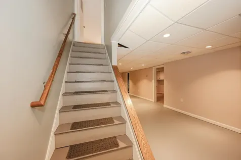 125 Indian Rock Road Merrimack NH 03054