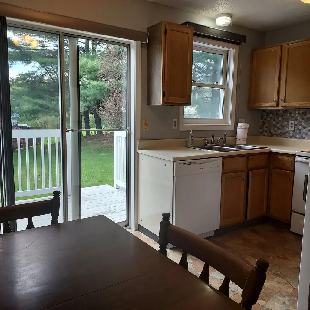 66 Preston Street Hillsborough NH 03244