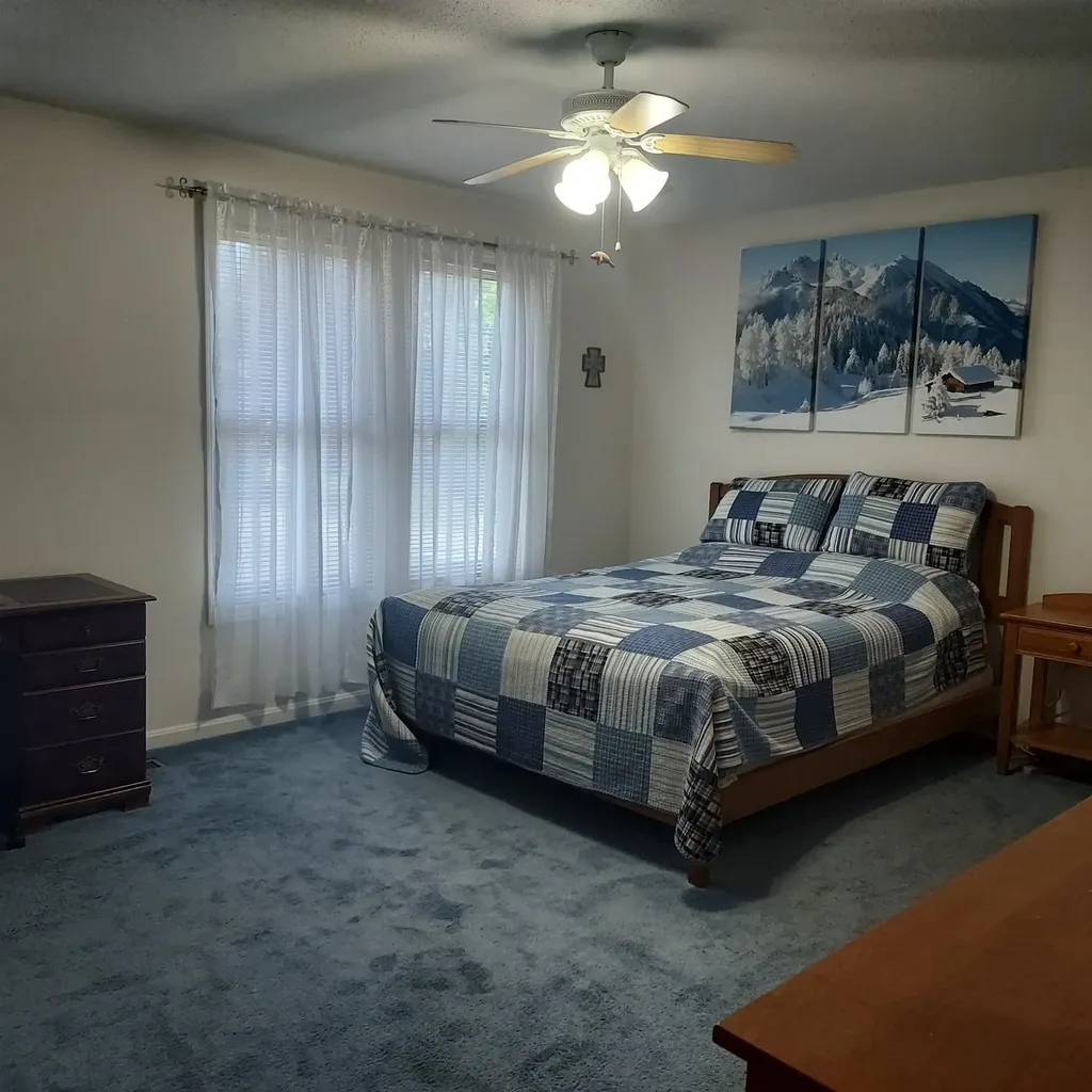 66 Preston Street Hillsborough NH 03244