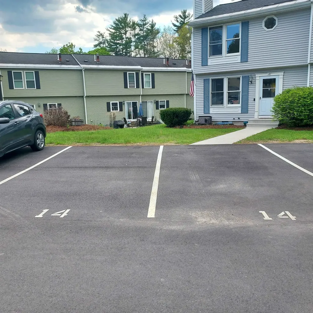 66 Preston Street Hillsborough NH 03244