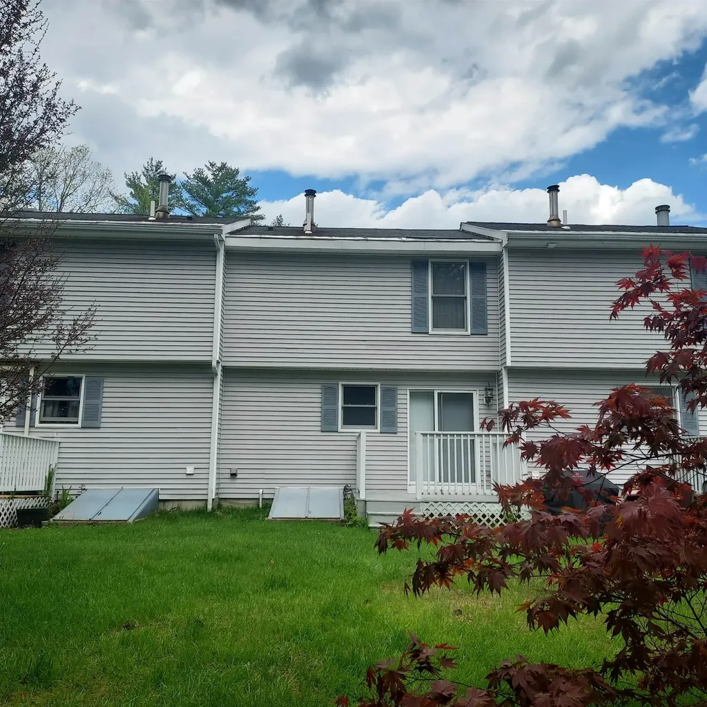 66 Preston Street Hillsborough NH 03244