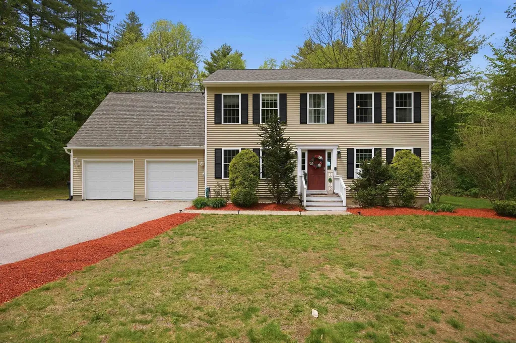 144 Mountain Road Goffstown NH 03045