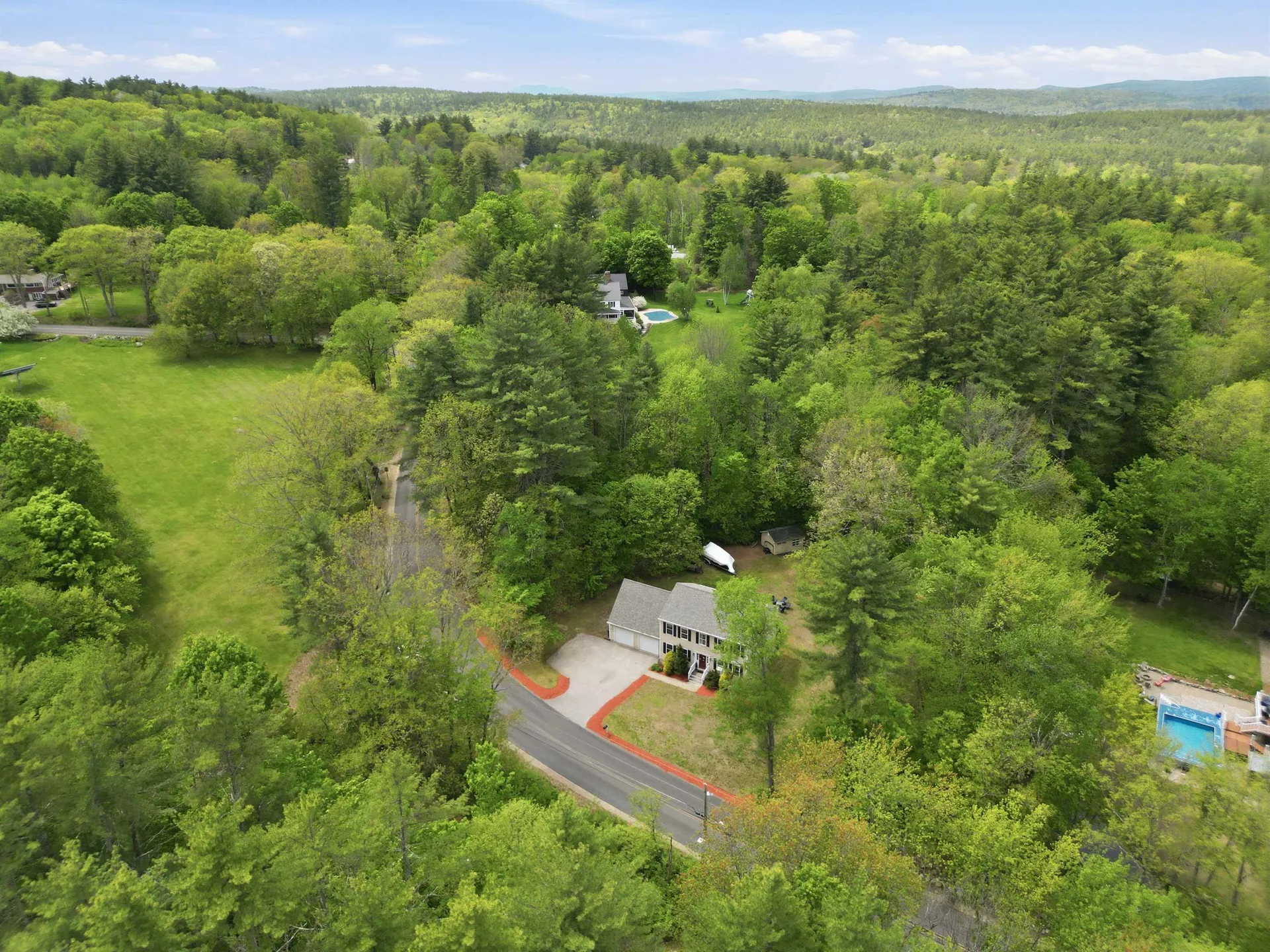 144 Mountain Road Goffstown NH 03045