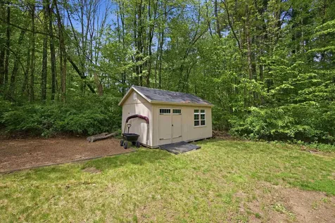 144 Mountain Road Goffstown NH 03045