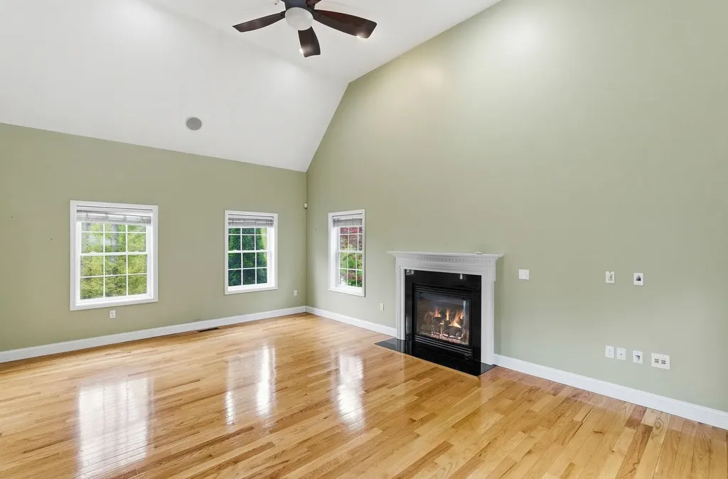 76 Christian Farm Drive New Boston NH 03070