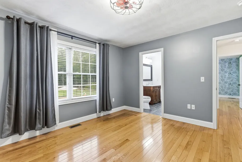 76 Christian Farm Drive New Boston NH 03070