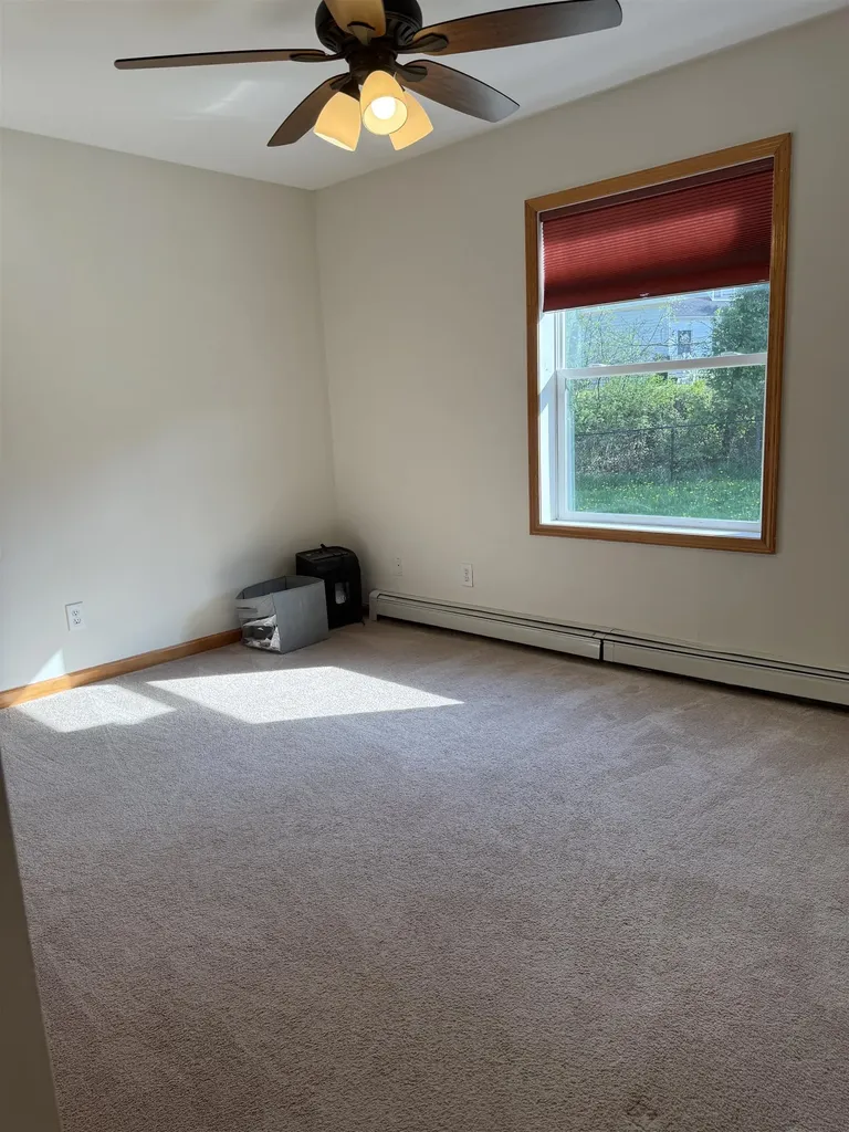 12 Vermont Drive Hartford VT 05001