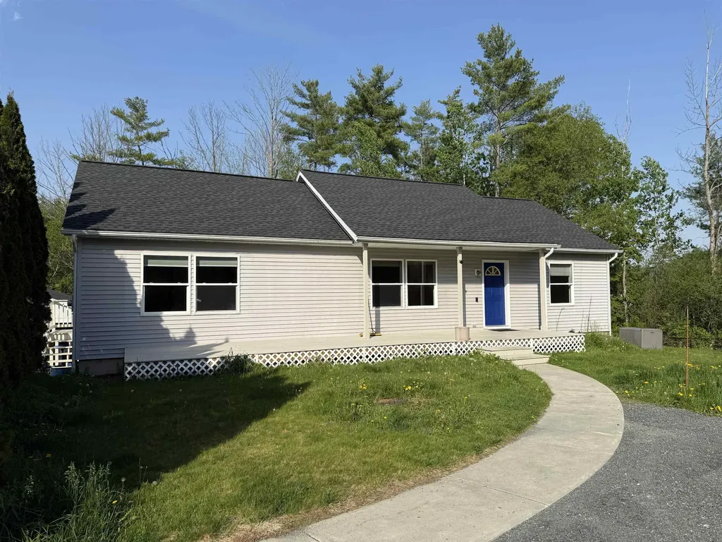 12 Vermont Drive Hartford VT 05001
