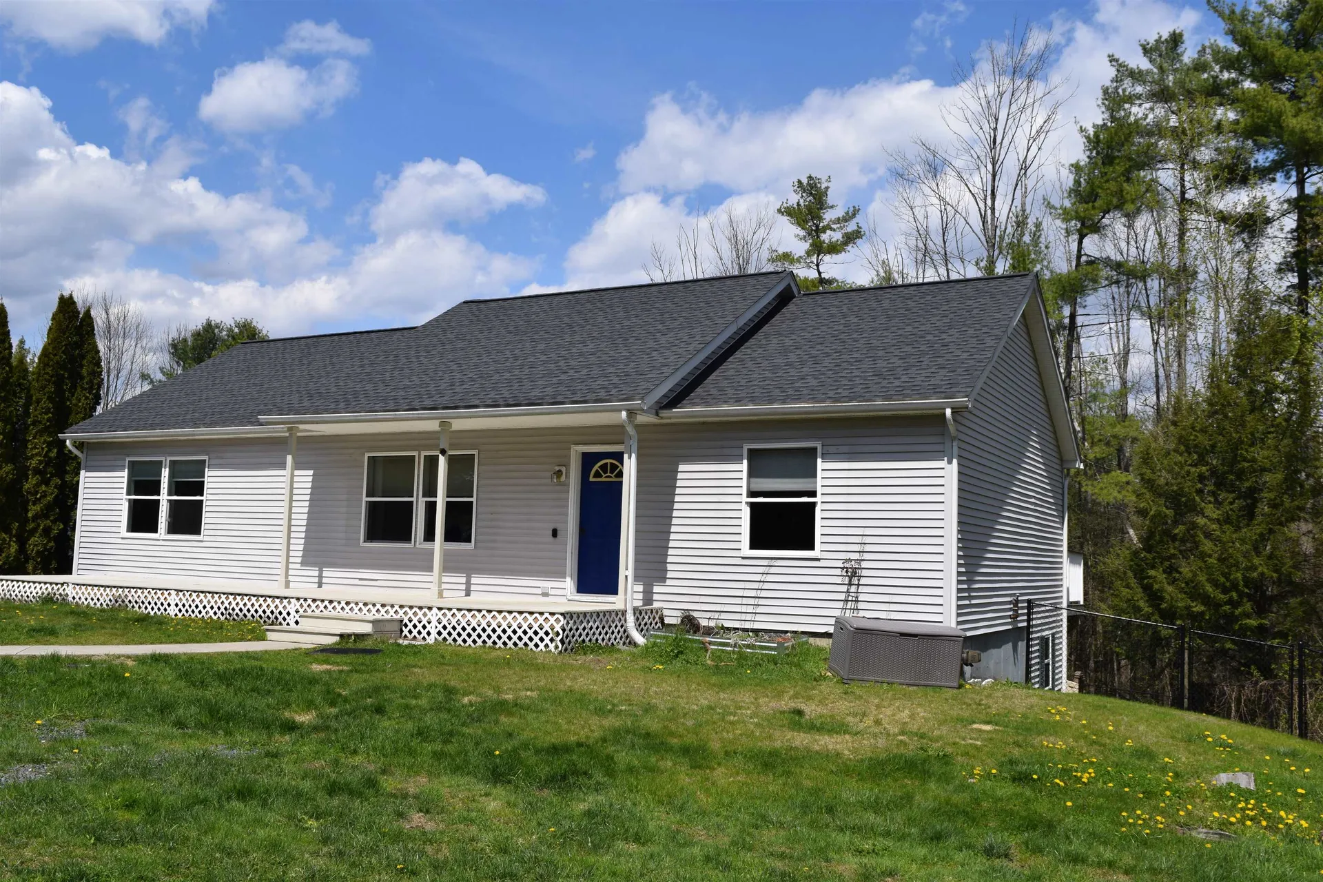 12 Vermont Drive Hartford VT 05001