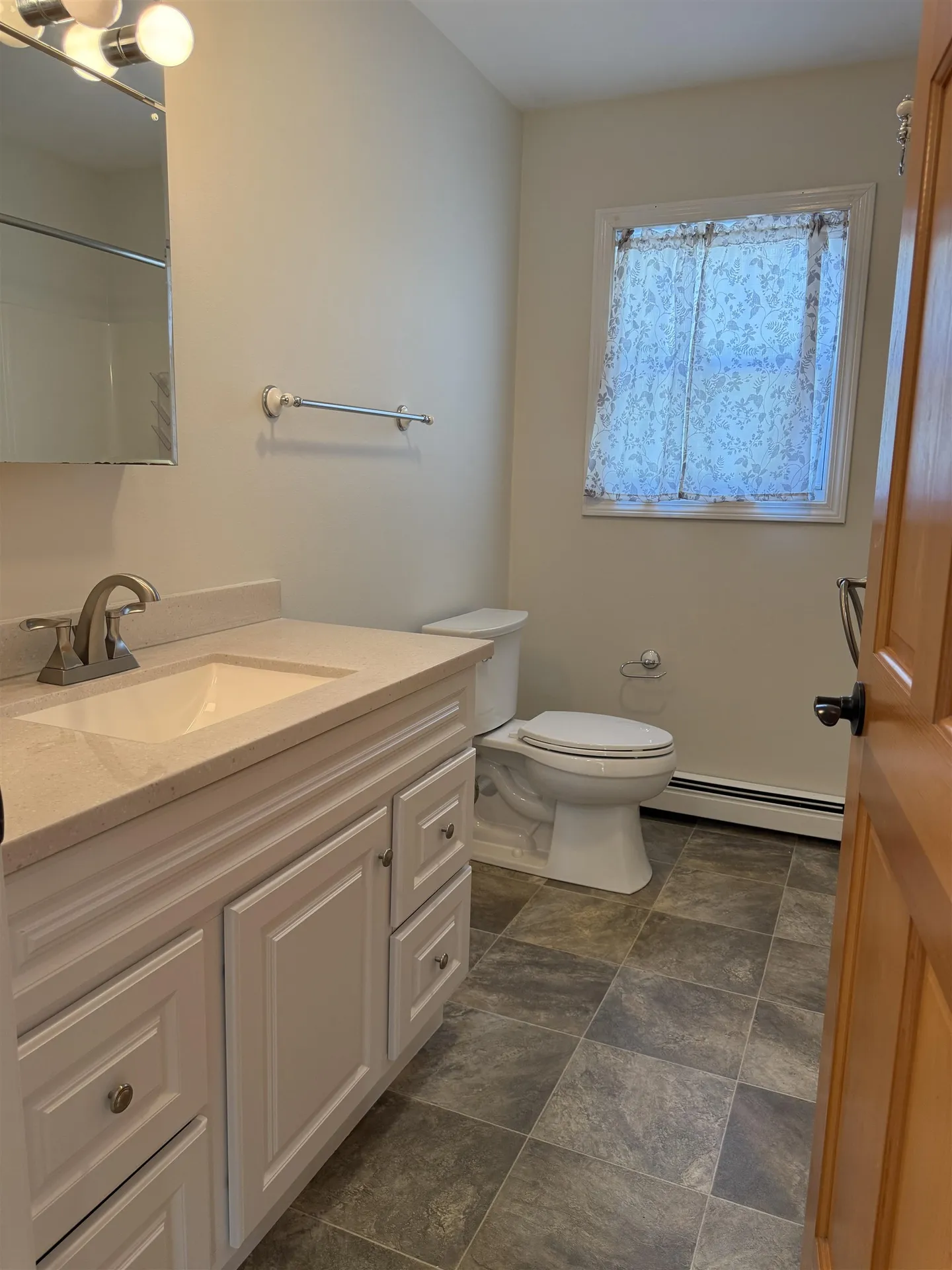 12 Vermont Drive Hartford VT 05001
