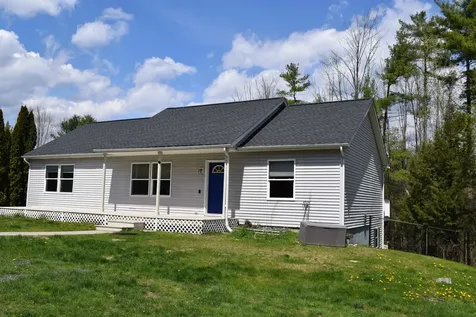 12 Vermont Drive Hartford VT 05001
