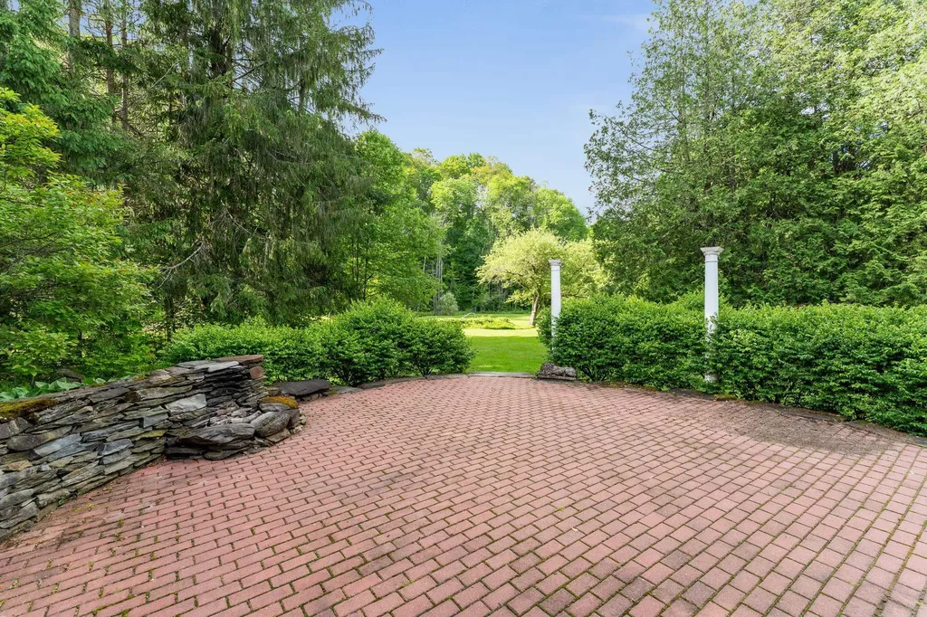 1522 Barnard Road Woodstock VT 05091
