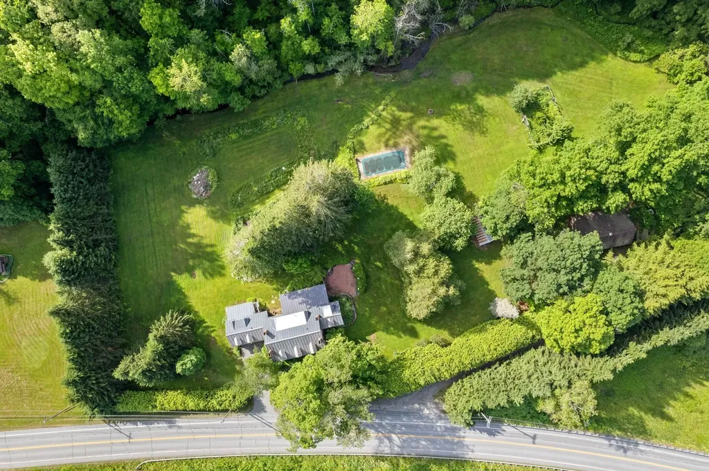 1522 Barnard Road Woodstock VT 05091