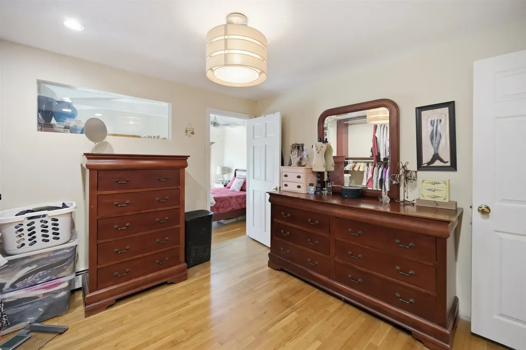 43 Matthias Street Salem NH 03079