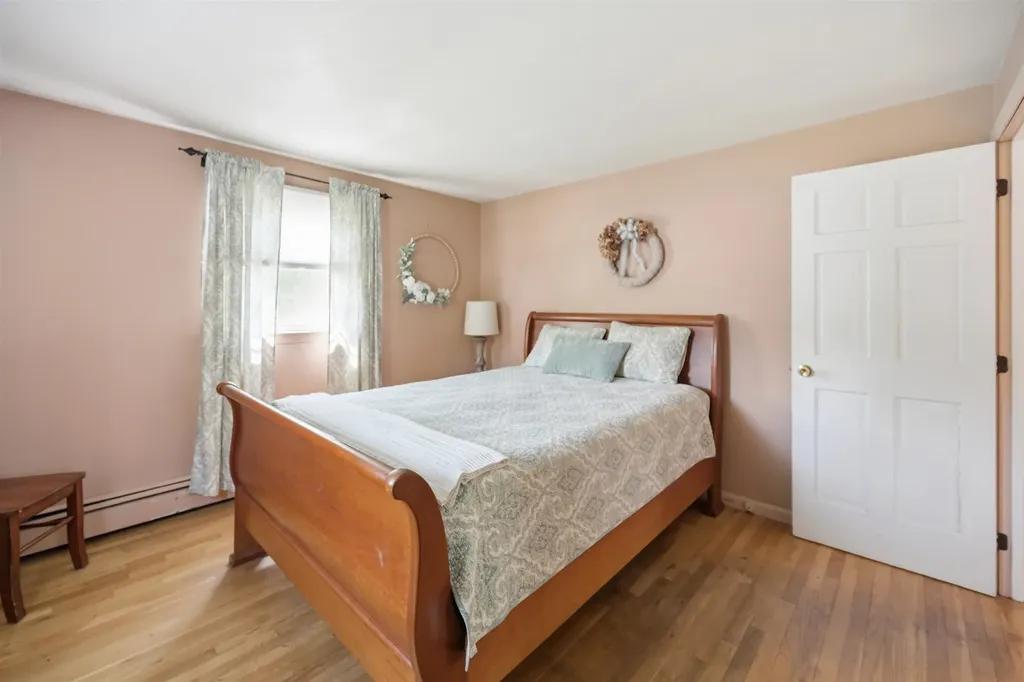 43 Matthias Street Salem NH 03079